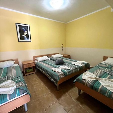 Apartments Brnjada Sutomore Rom bilde