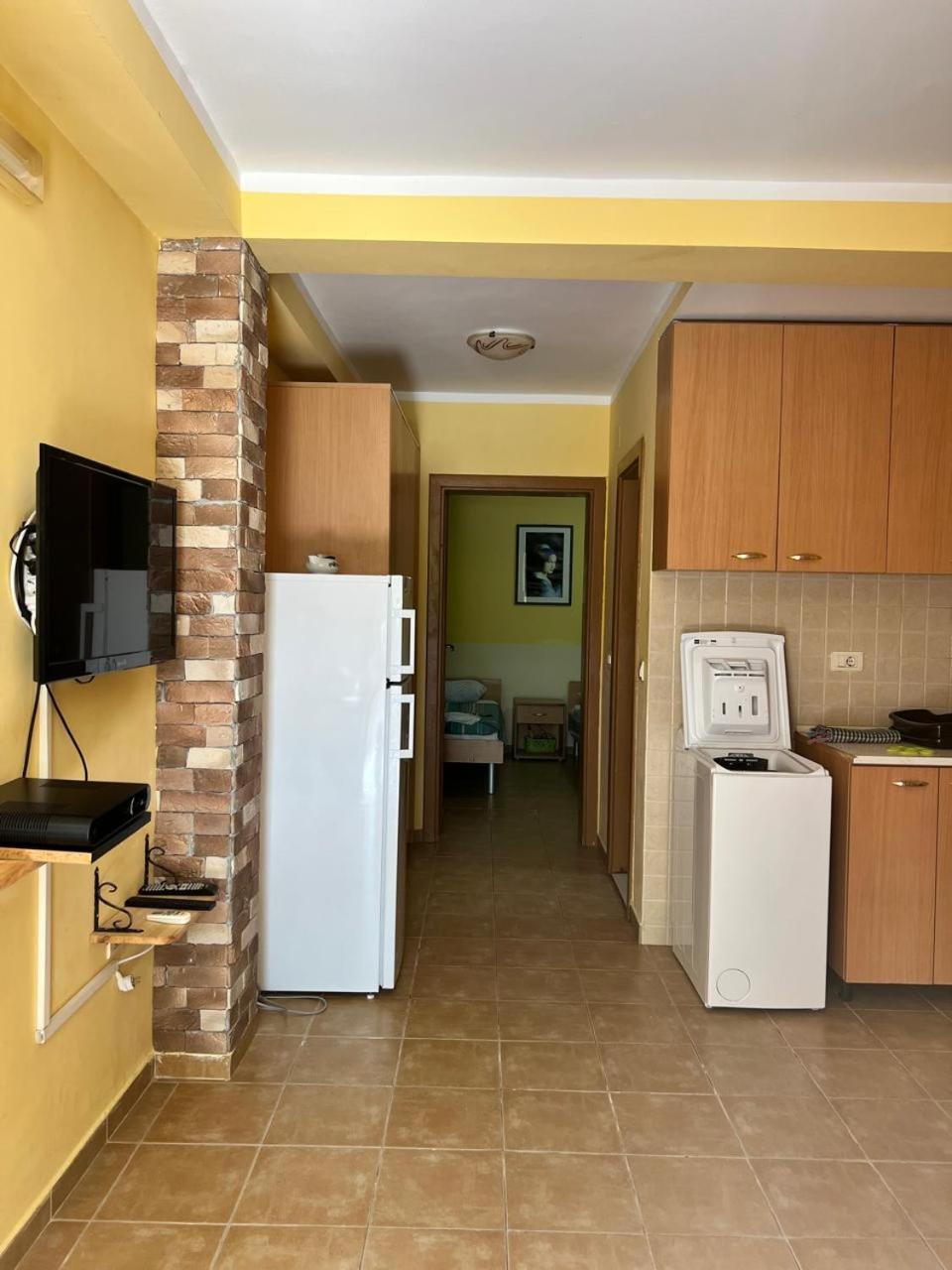 Apartments Brnjada Sutomore Rom bilde