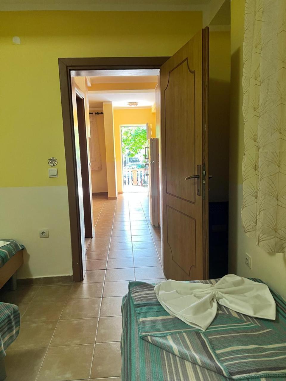 Apartments Brnjada Sutomore Rom bilde