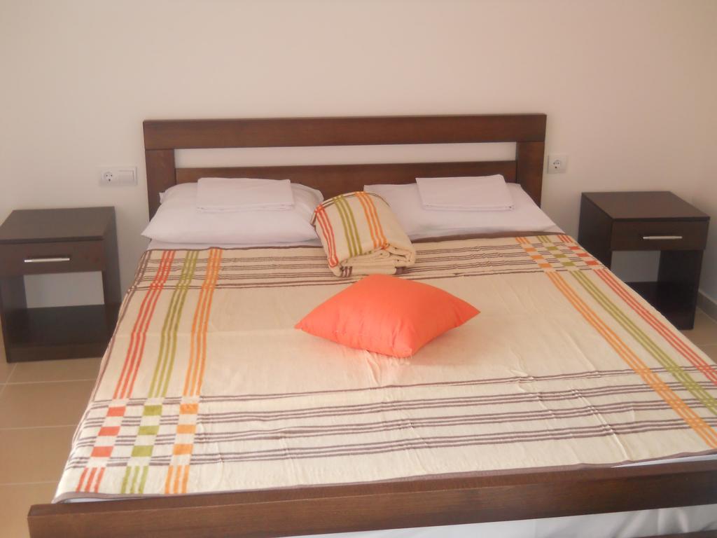 Apartments Brnjada Sutomore Rom bilde